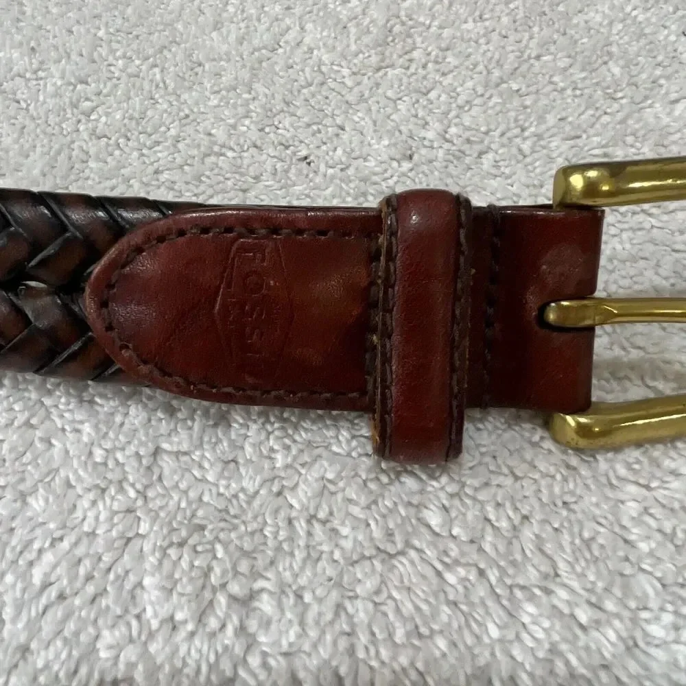 Fossil Mens Brown Woven Braided Leather Belt Size 110/M Solid Brass Buckle *Flaw